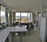 Anacapri 2 Bedroom Apartment Surfers Paradise